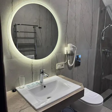 Πανσιόν августин