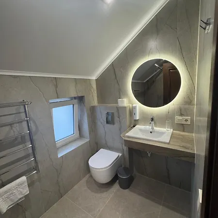 августин Πανσιόν Solochin