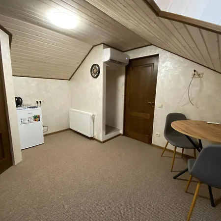 августин Πανσιόν